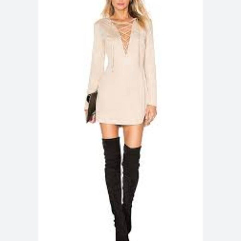 NWT Wyldr Pretty Tied Up Dress
